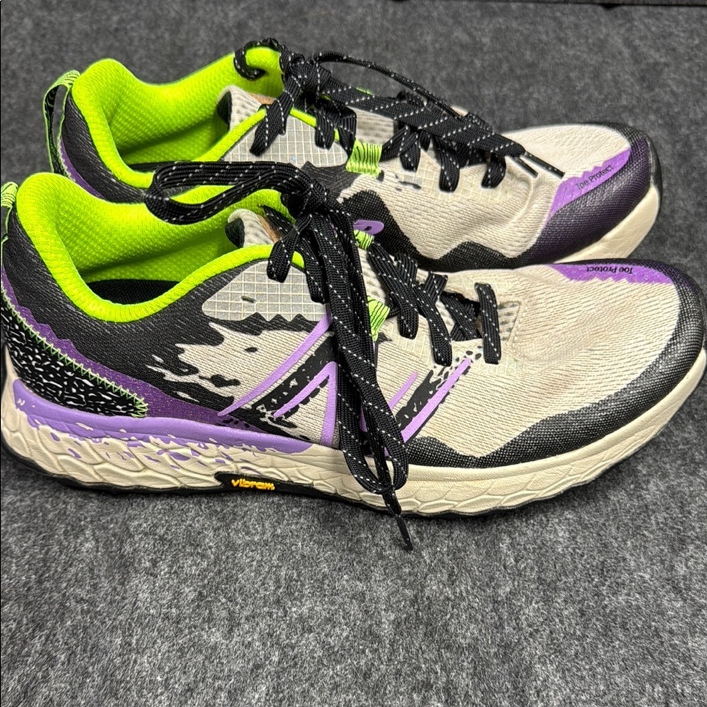New Balance Black and Purple Athletic Shoes with Chunky Sole - Picture 5 of 9